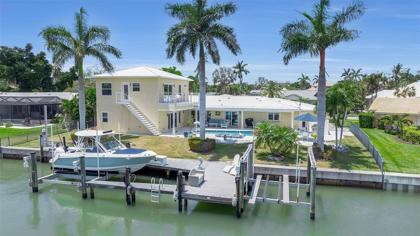 524 Hornblower Ln photo 4