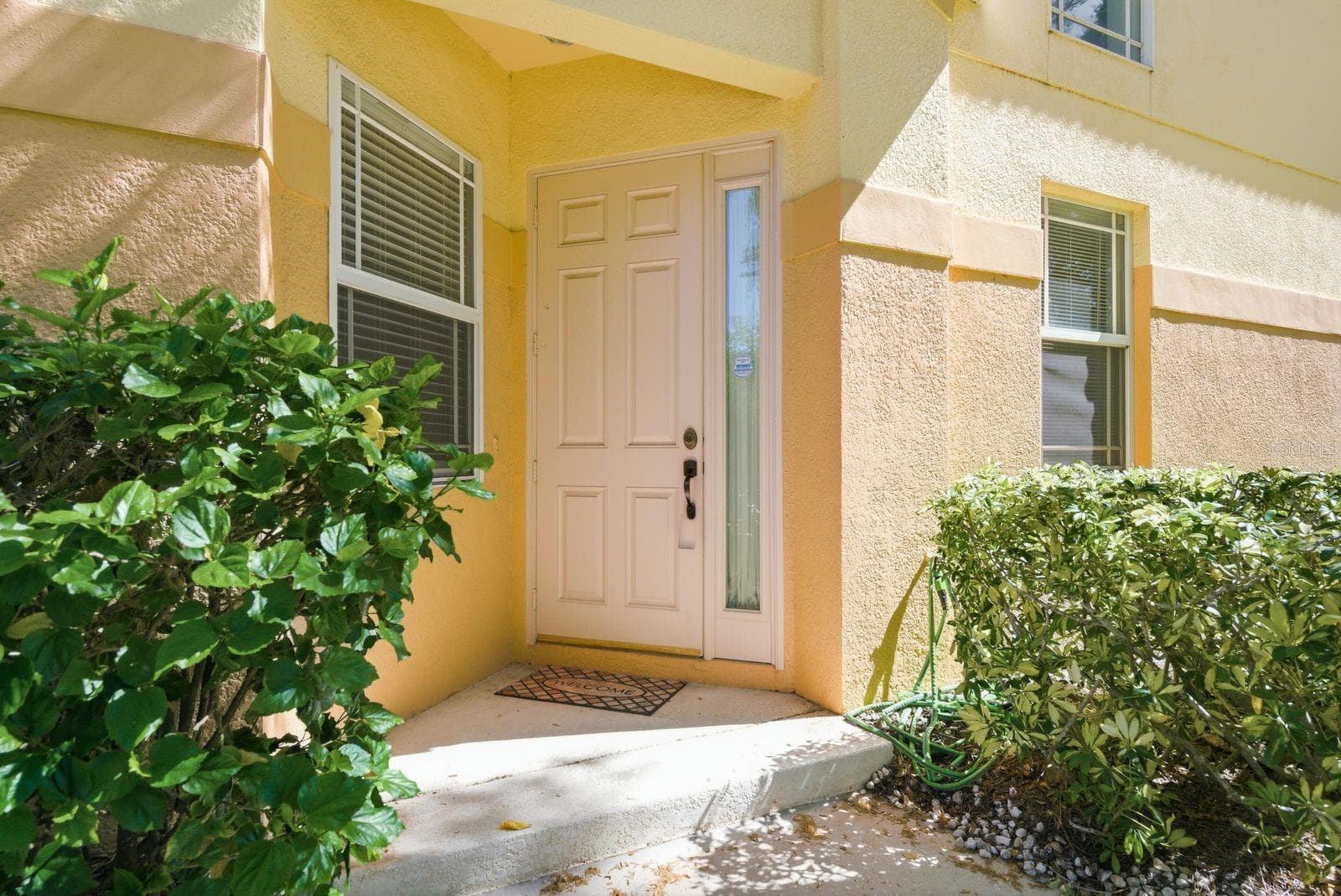 1405 Ridge Ter photo 2
