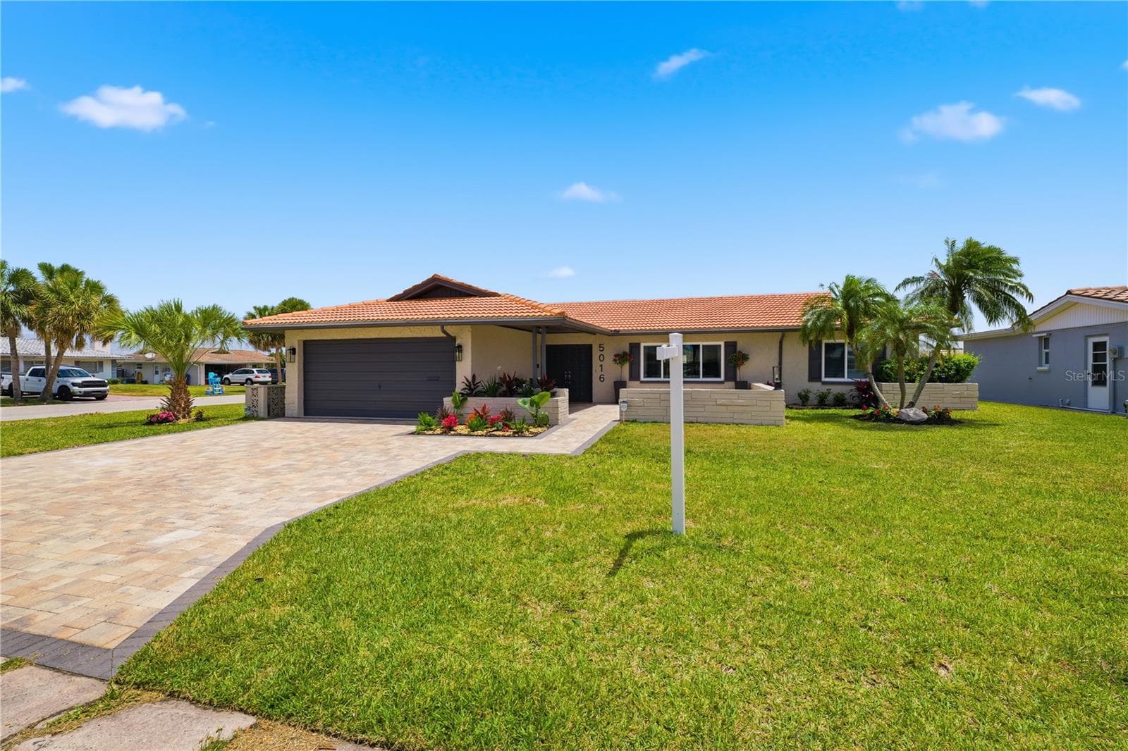 5016 Dory Dr photo 5