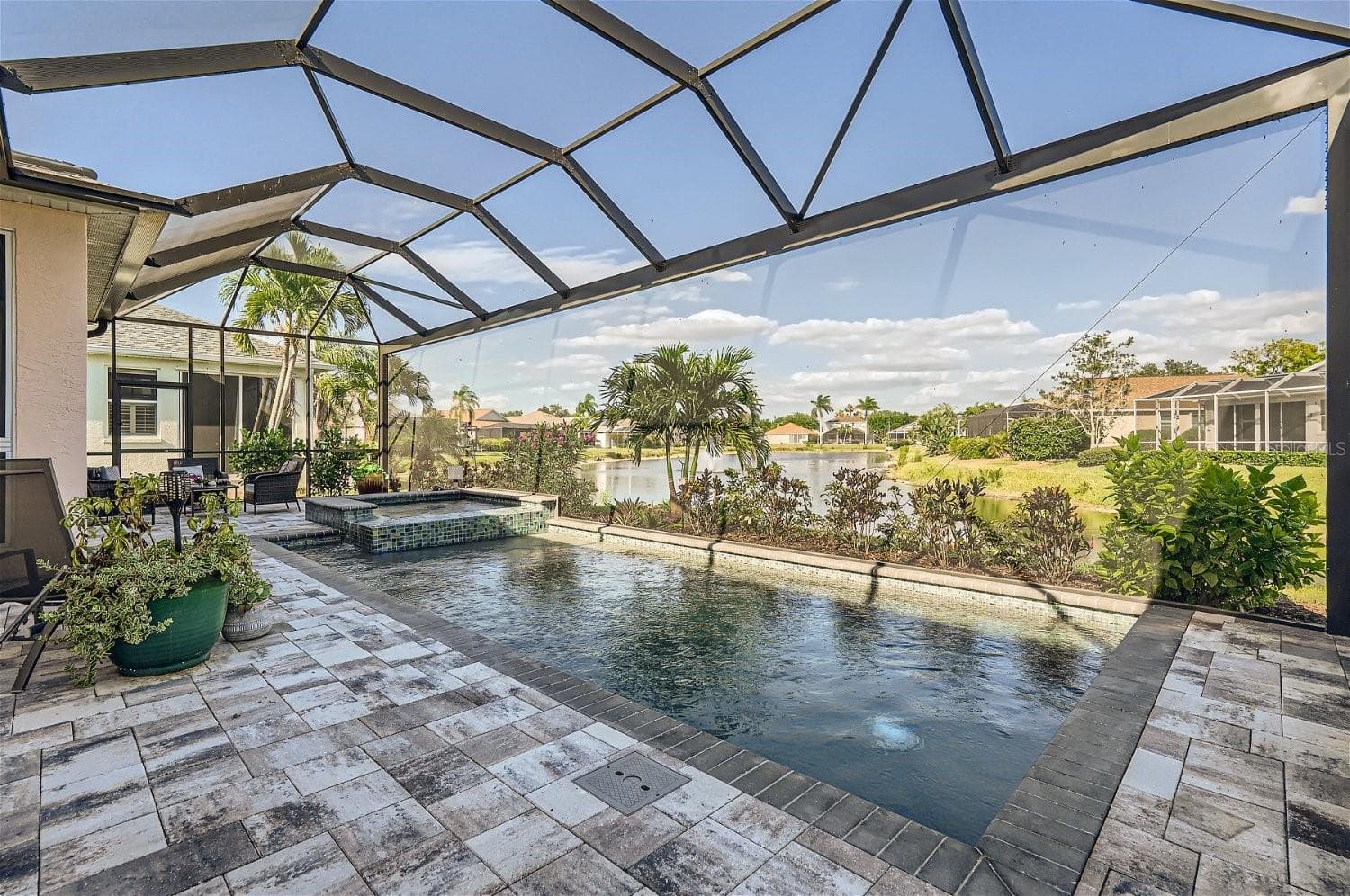 11367 Perico Isle Cir photo 3