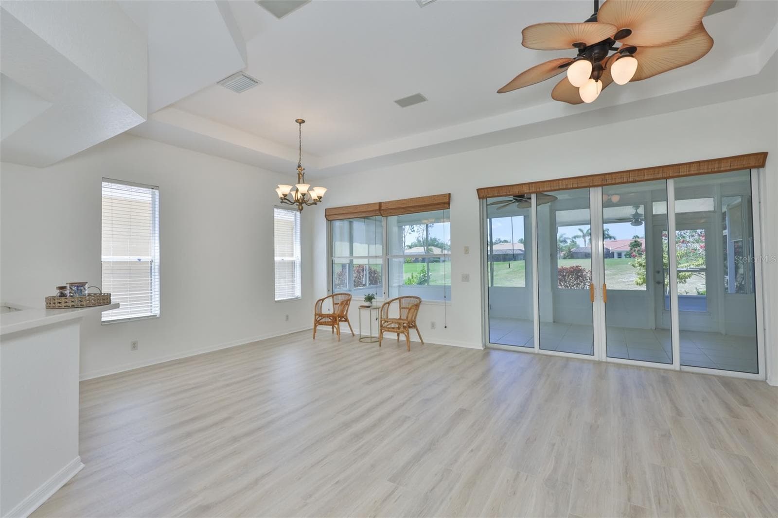 448 Noble Faire Dr photo 4
