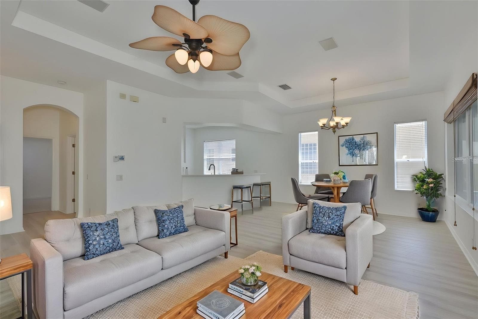 448 Noble Faire Dr photo 5