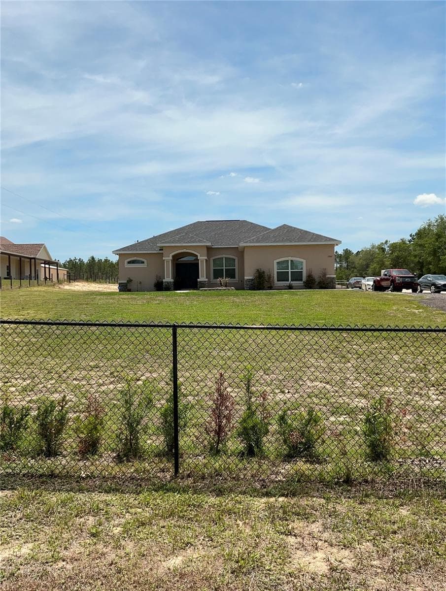 13262 Crowell Rd photo 4