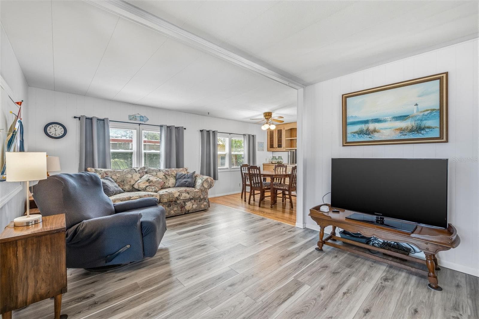3632 Tiki Dr photo 3