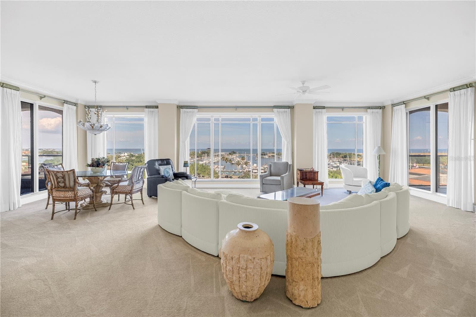 100 Beach Dr NE #702 photo 2