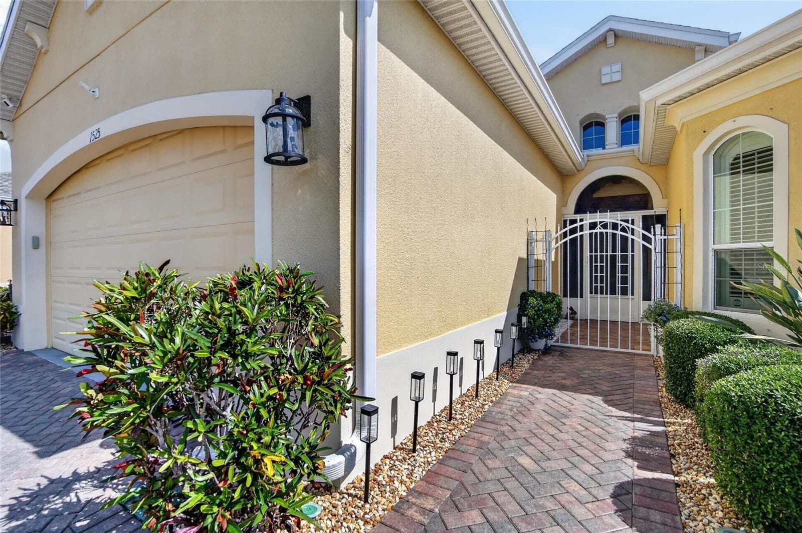 1525 Emerald Dunes Dr photo 4