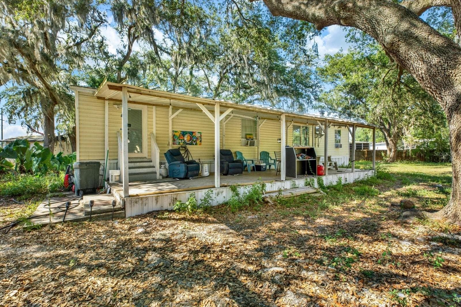 3642 Kalman Dr photo 2