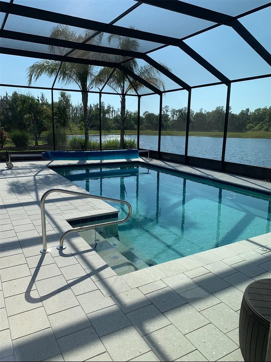 16015 Cape Coral Dr photo 2