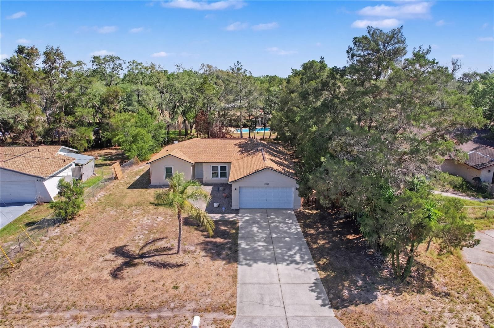 6311 Pinehurst Dr photo 2