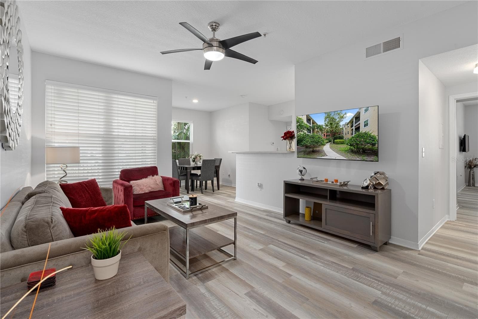 1810 E Palm Ave #5122 photo 2