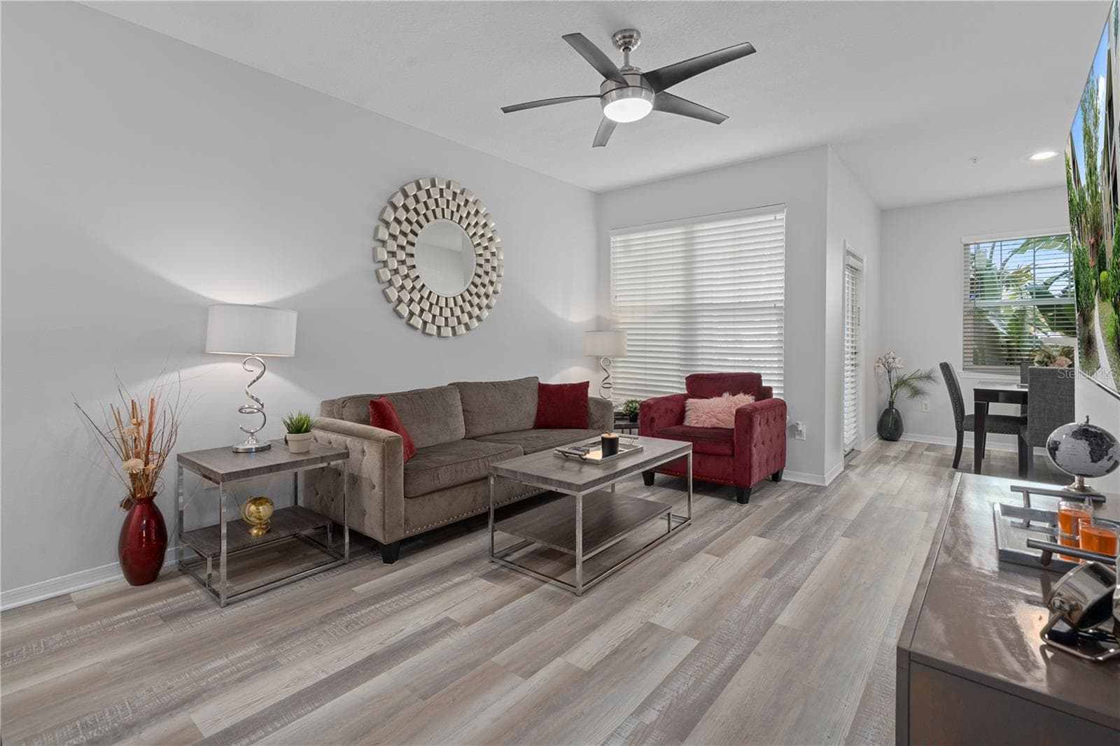 1810 E Palm Ave #5122 photo 3