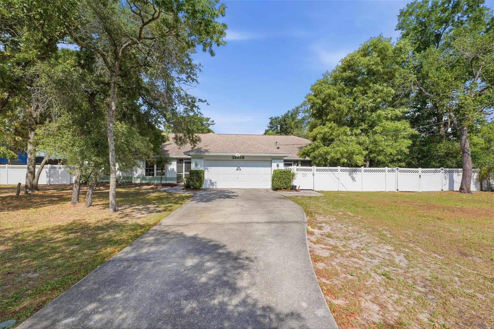 12515 Canton Ave photo 3