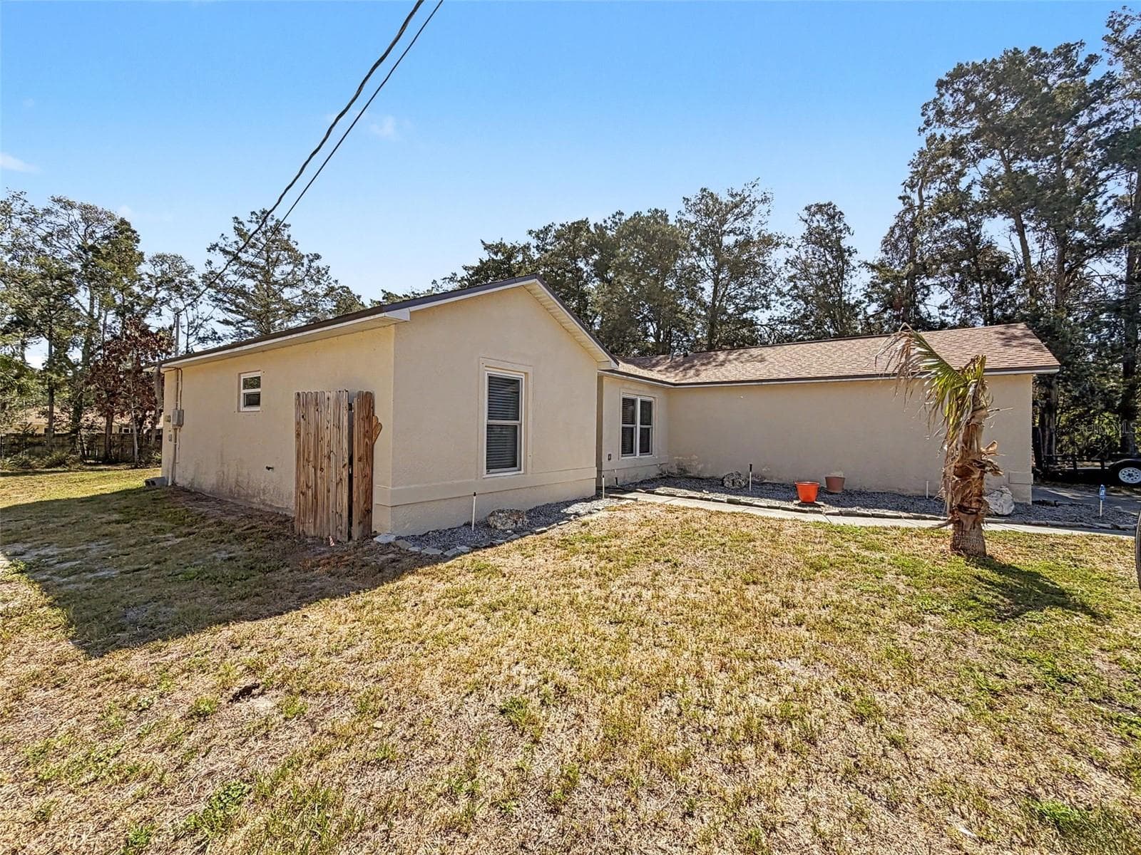 6311 Pinehurst Dr photo 3
