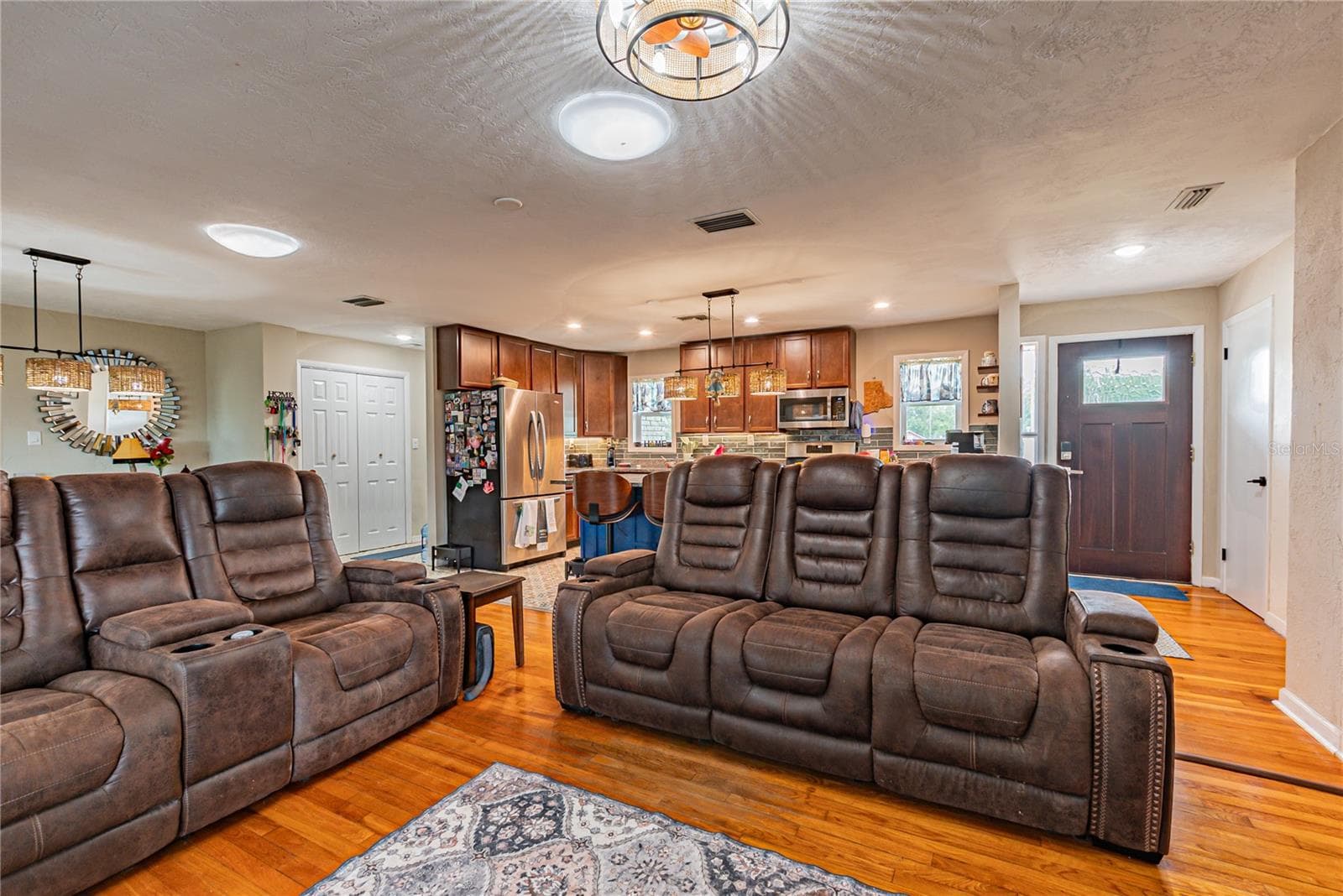 5233 Hill Dr photo 5