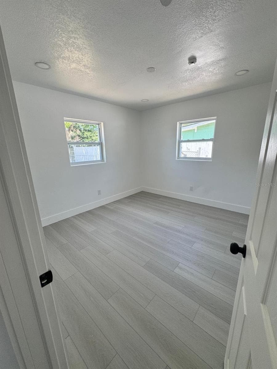 2148 Catalina Dr N photo 3