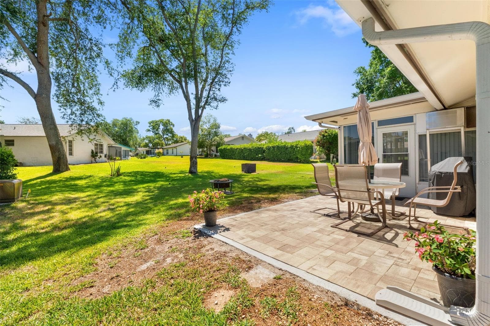 10520 Springwood Dr photo 4