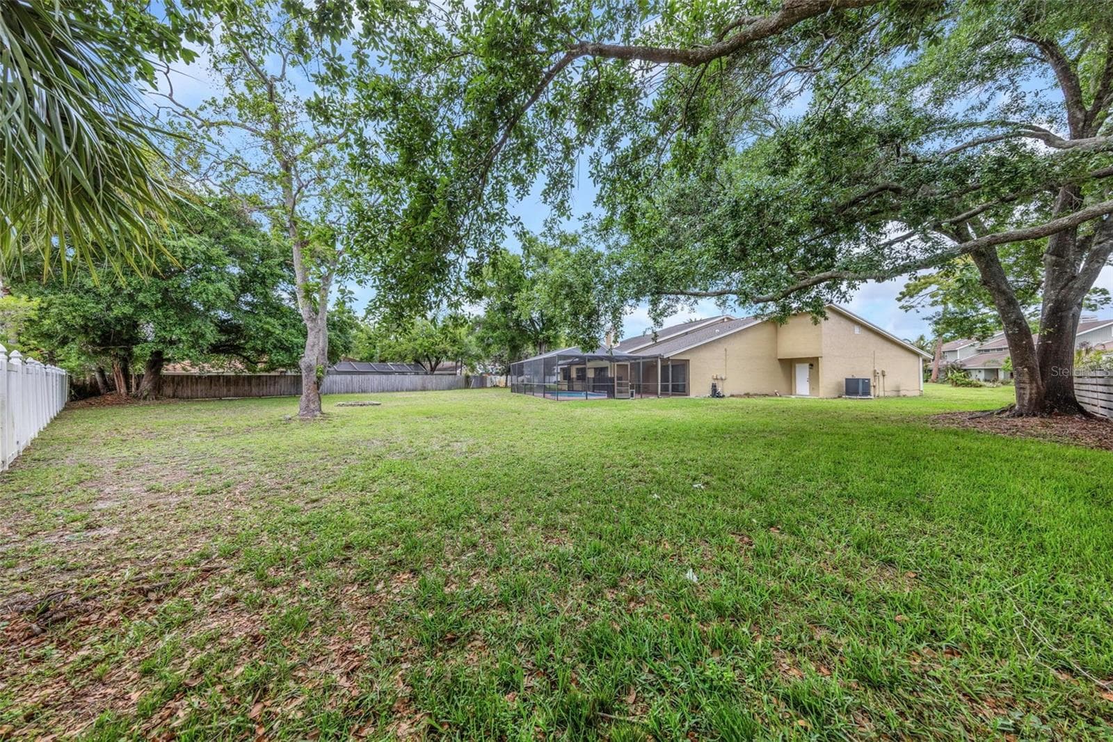 3334 Brian Rd N photo 4