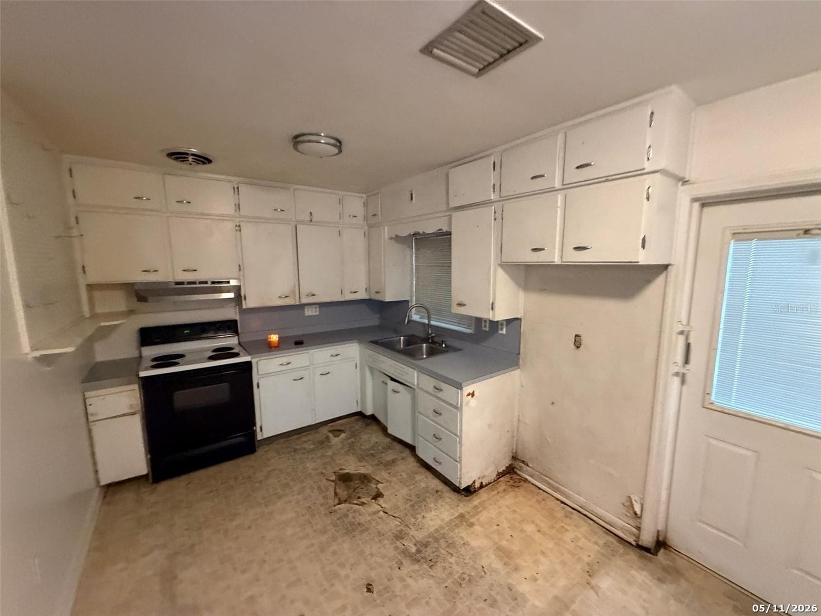 2715 Dixie Rd photo 4