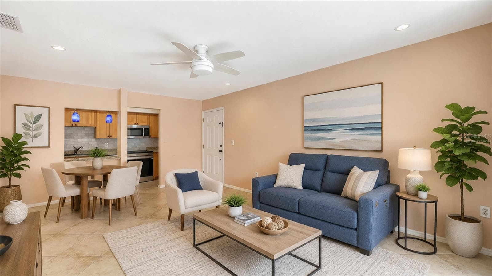 631 N Orange Ave #208 photo 3