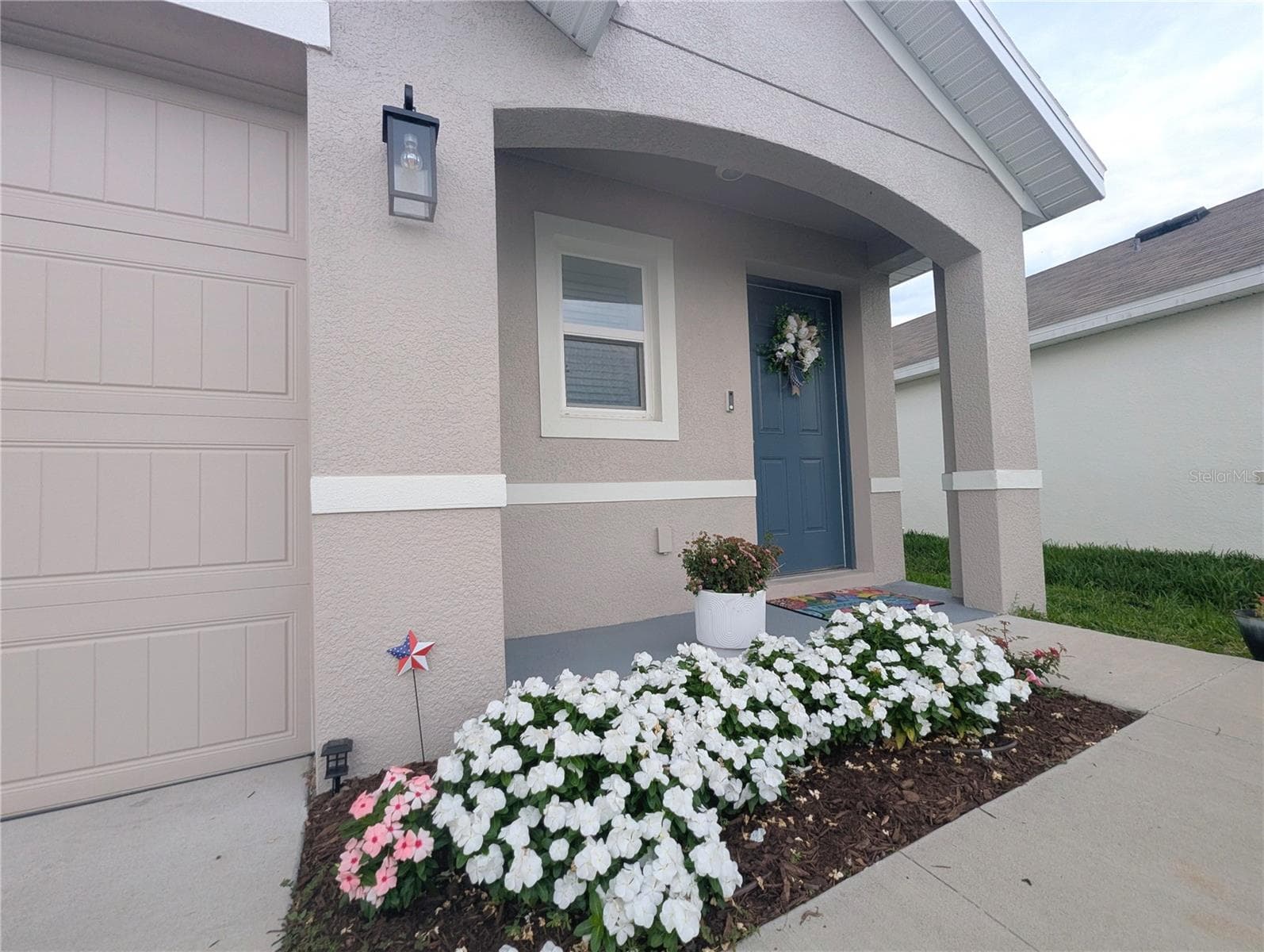 37377 Angel Wings Ave photo 2