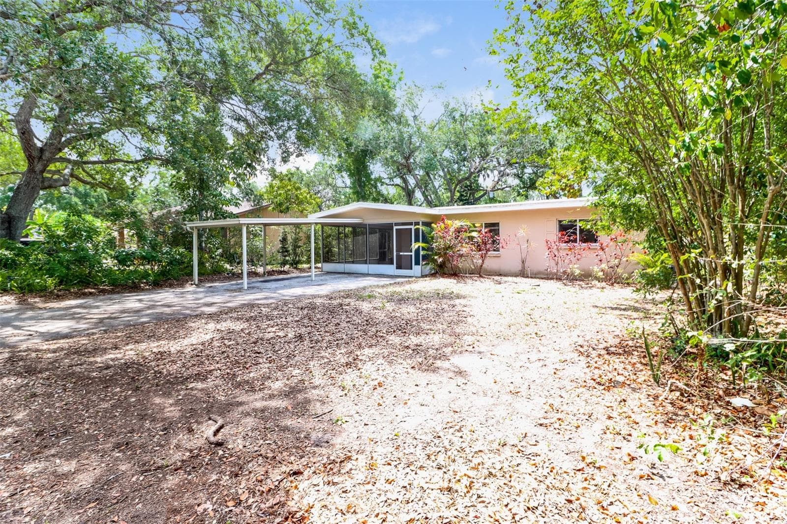 1619 Edna Ave photo 3