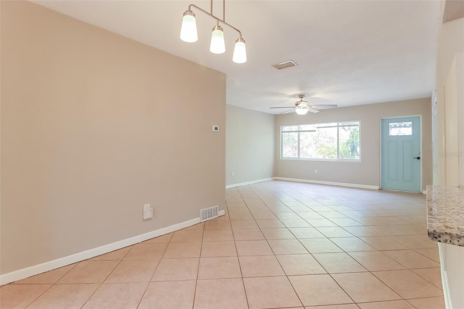 1619 Edna Ave photo 5