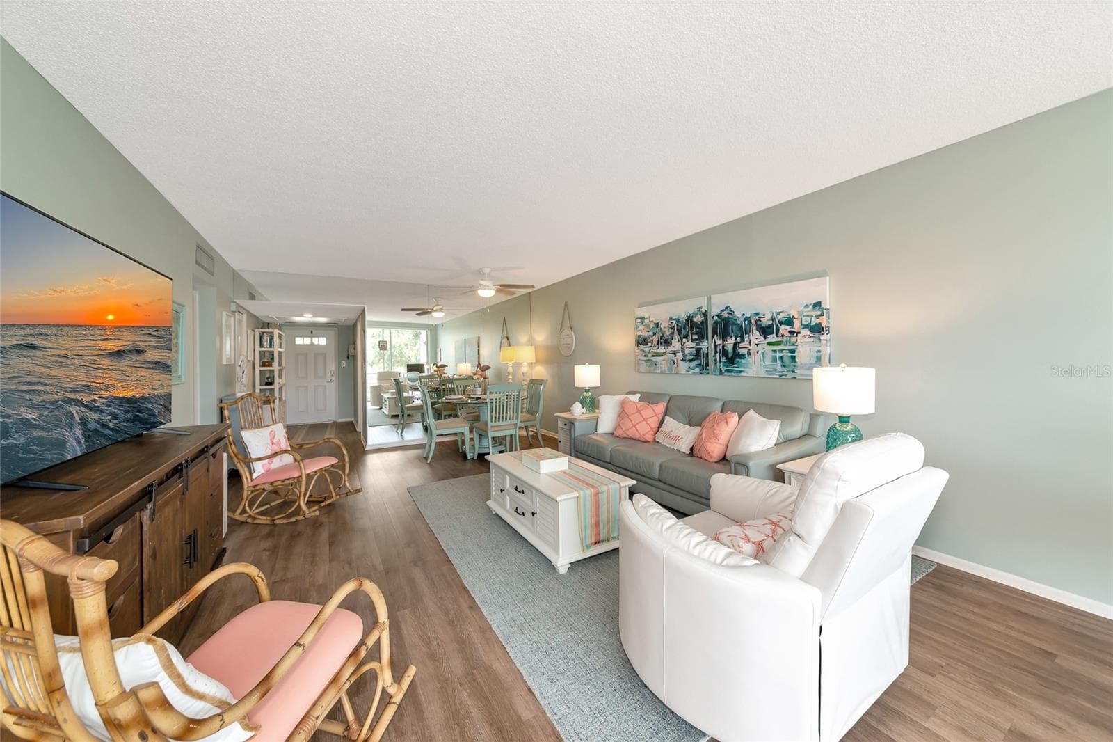 7461 W Country Club Dr N #203 photo 4