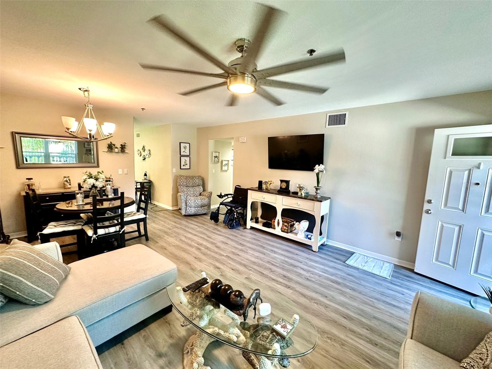 2020 Shangrila Dr #219 photo 4