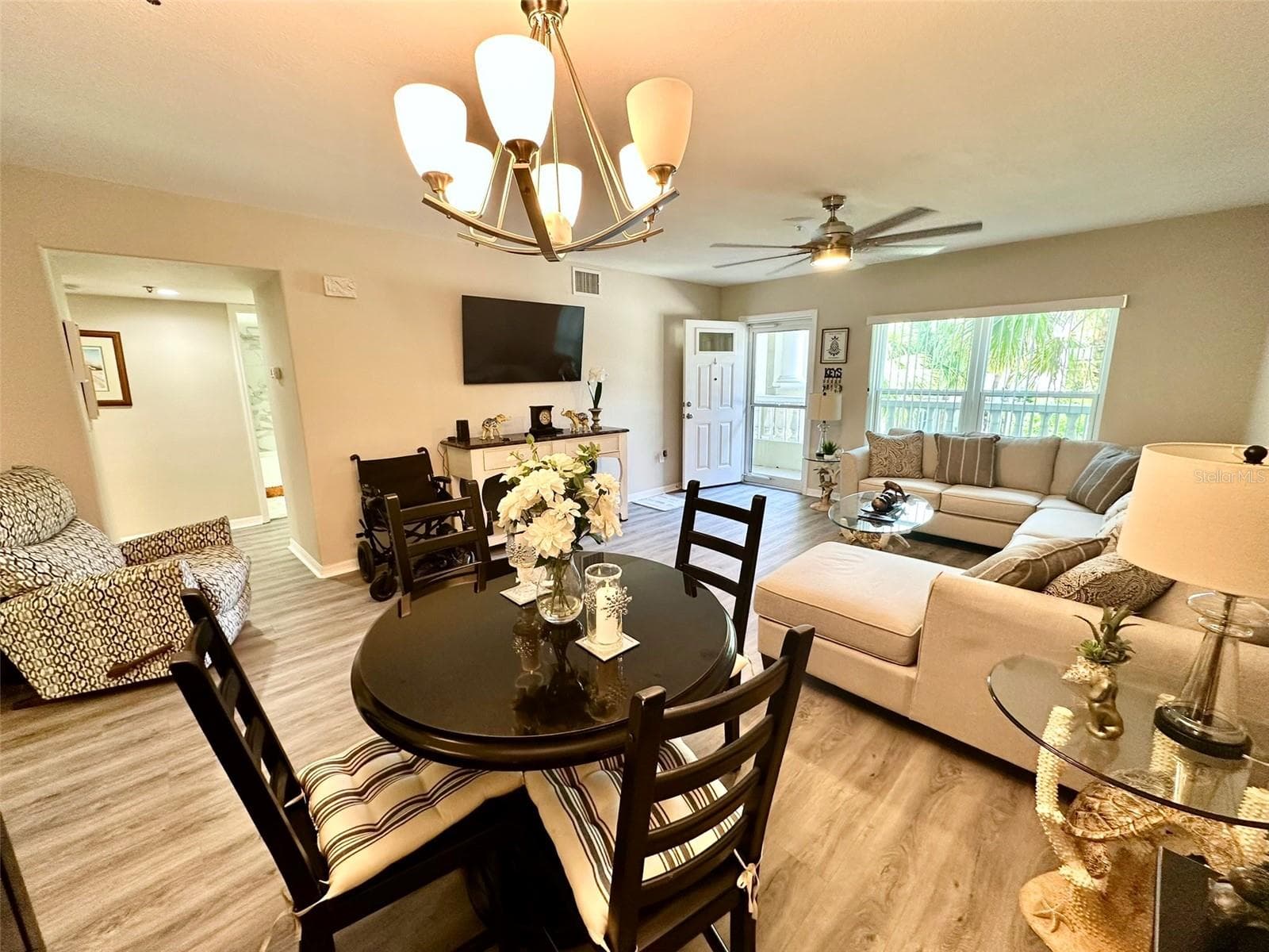 2020 Shangrila Dr #219 photo 5
