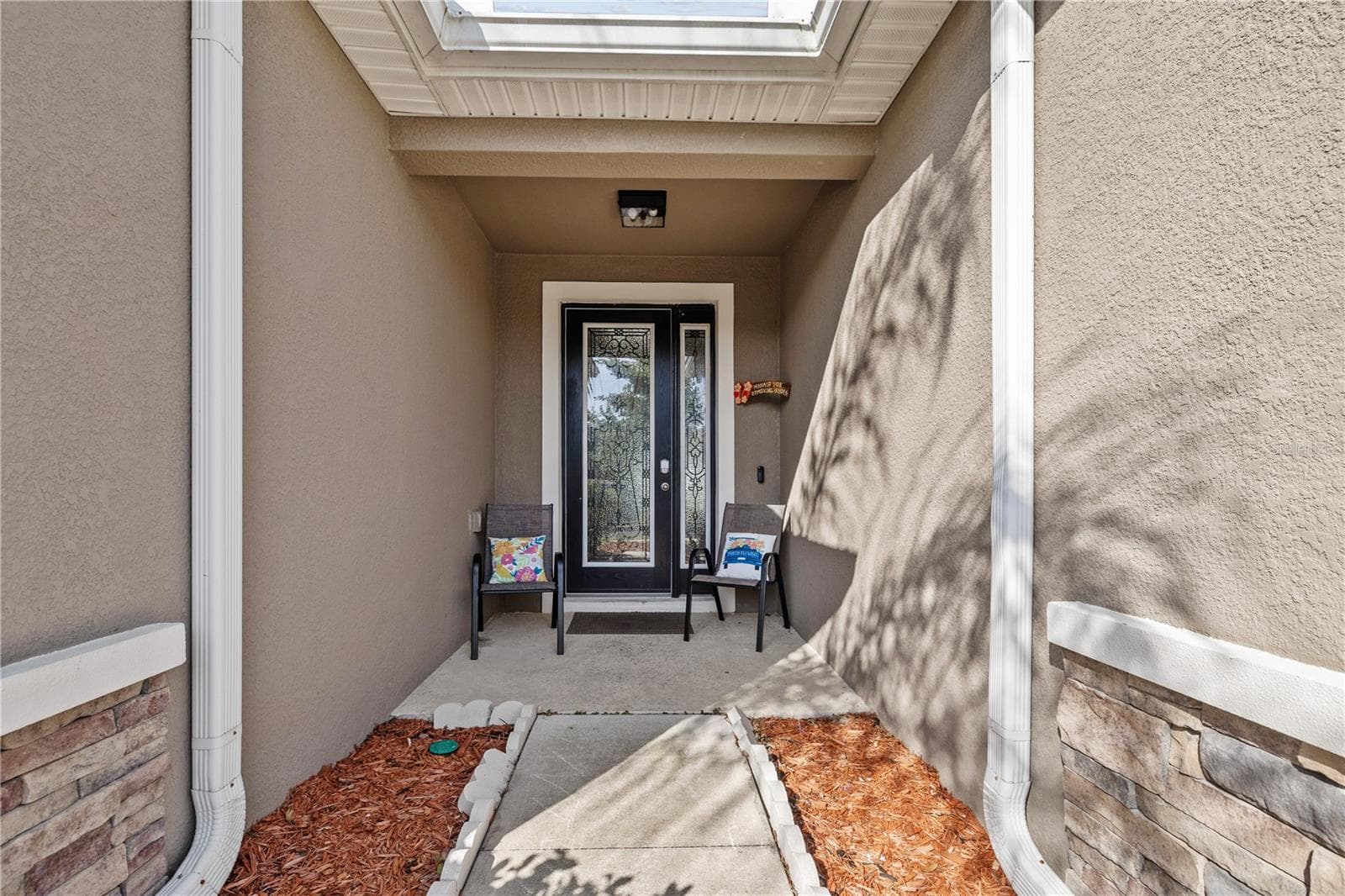 5453 Suncatcher Dr photo 4