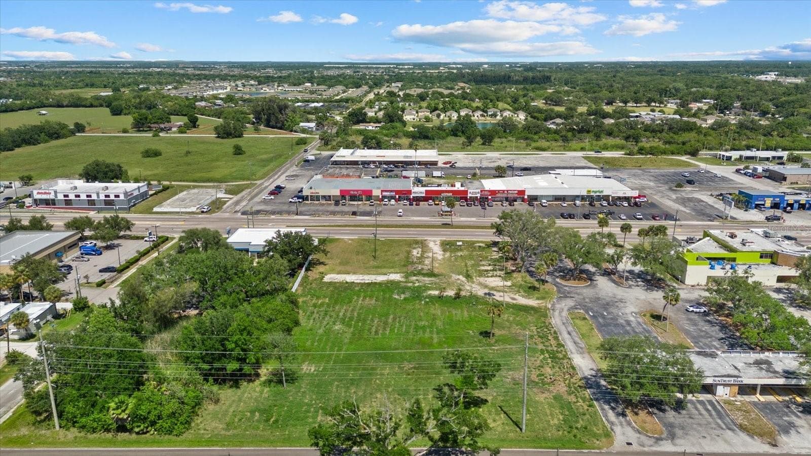 610 N Us Highway 41 photo 2