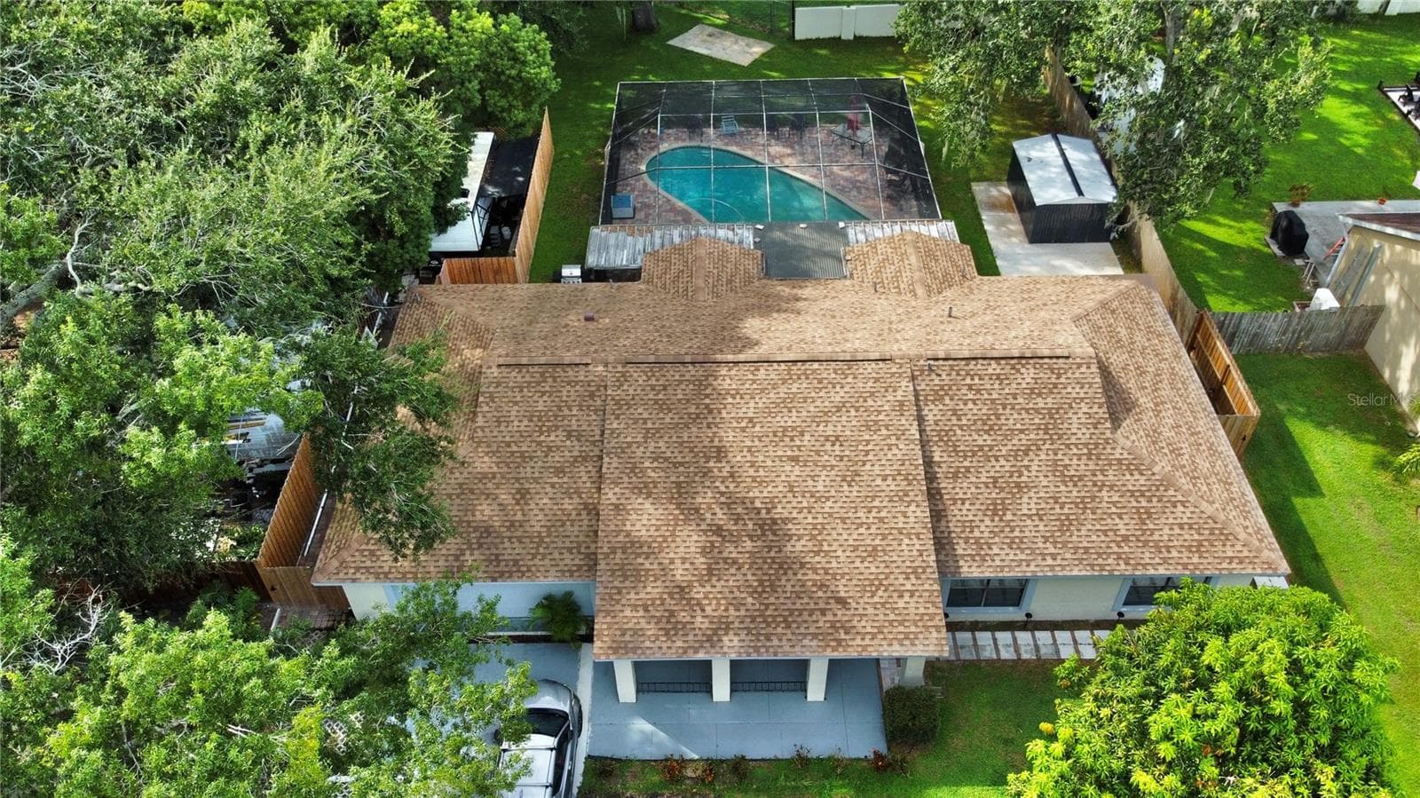 14216 Briarthorn Dr photo 2