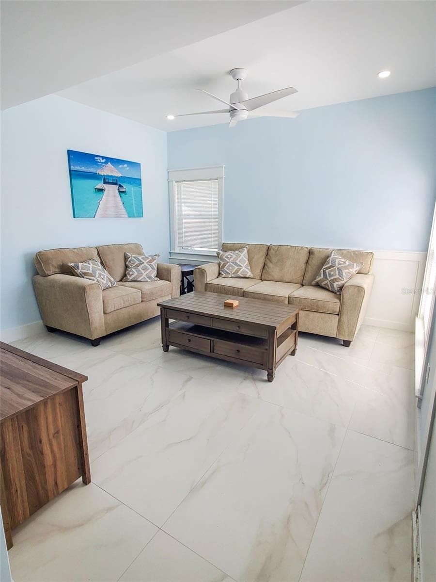 215 Medallion Blvd #G photo 4