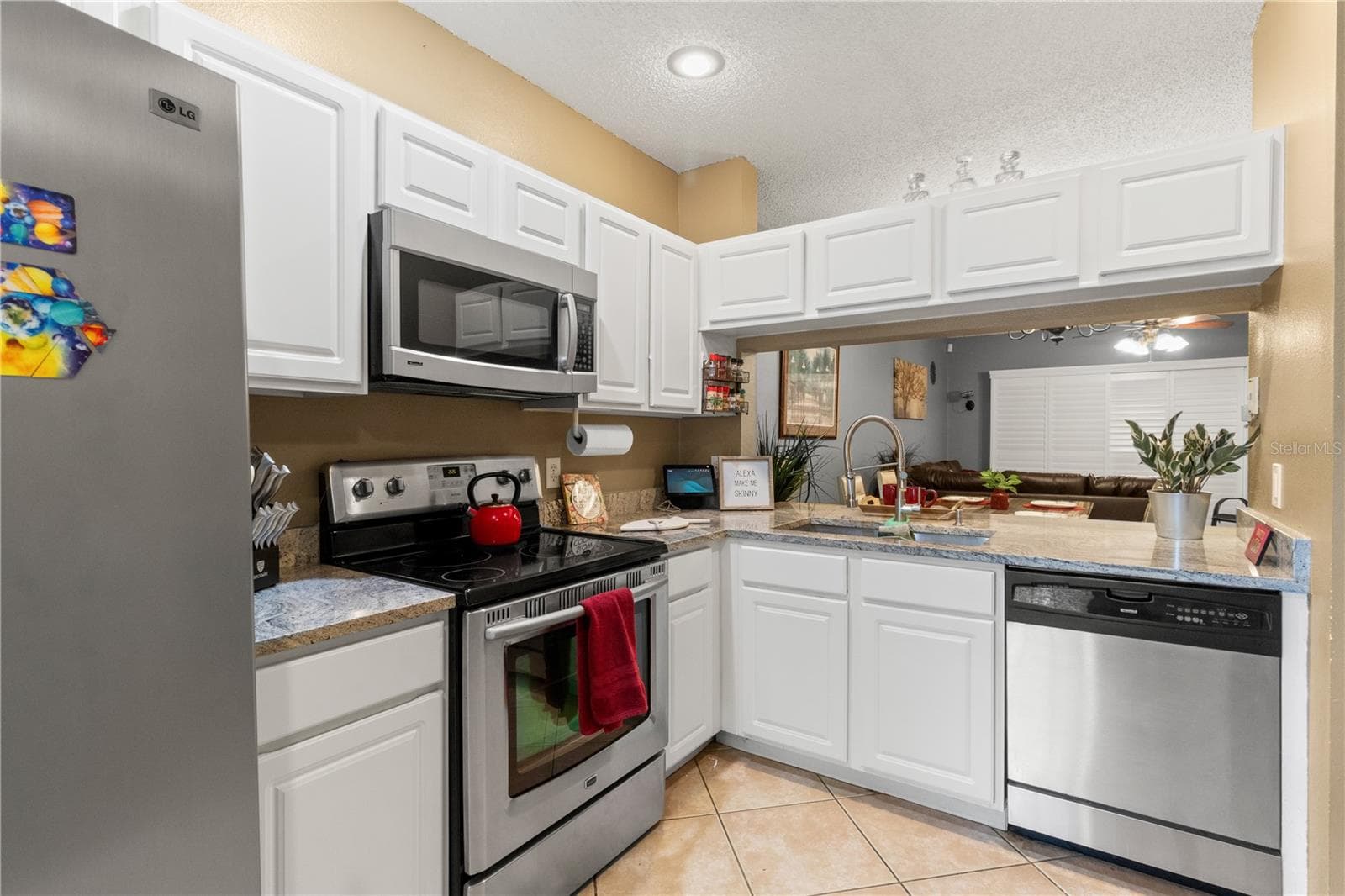 8635 Hunters Key Cir photo 4