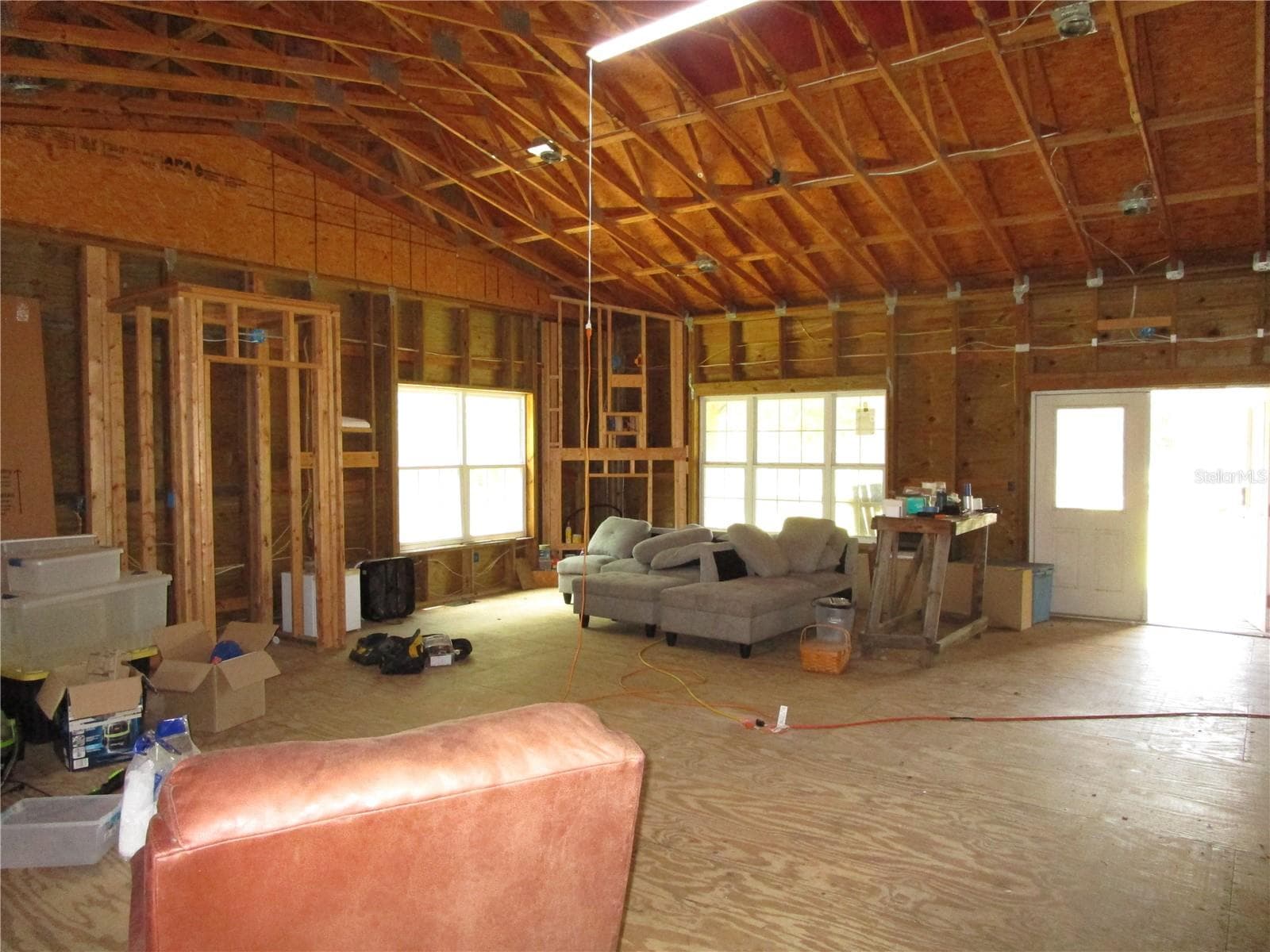 21108 Durden Rd photo 2