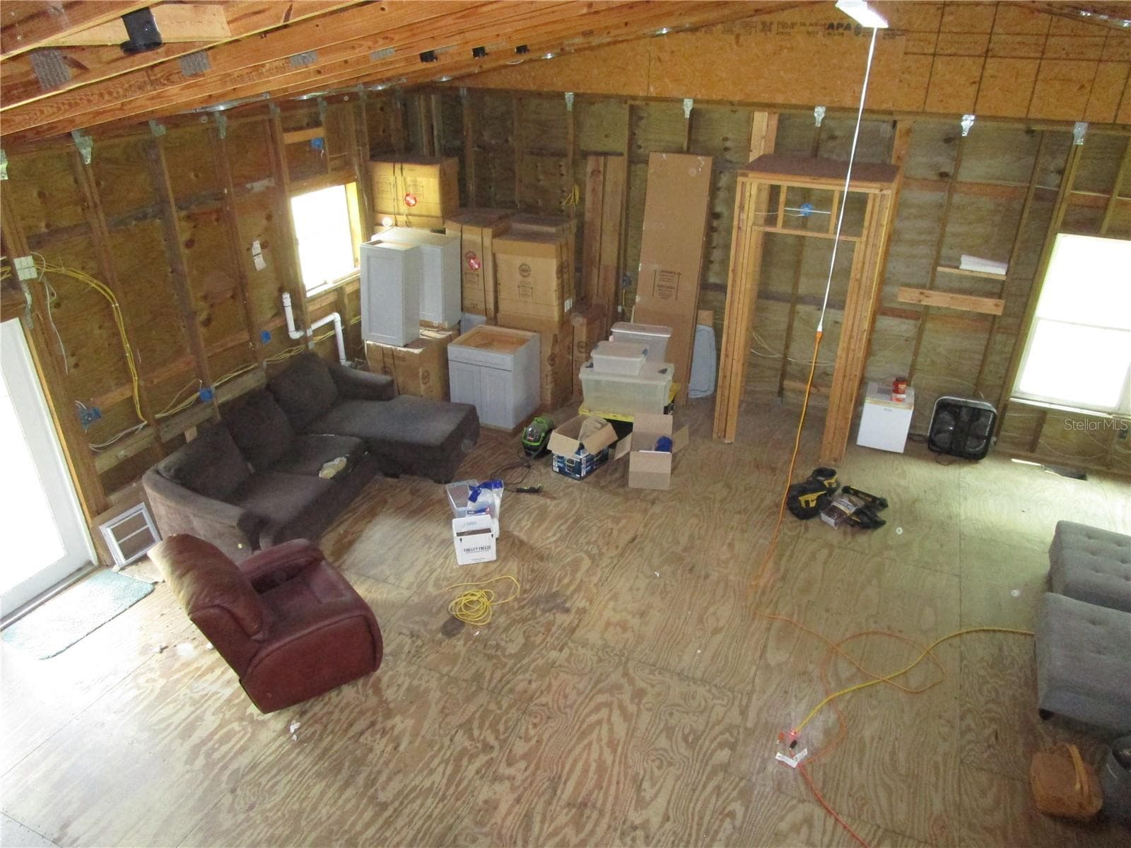 21108 Durden Rd photo 5