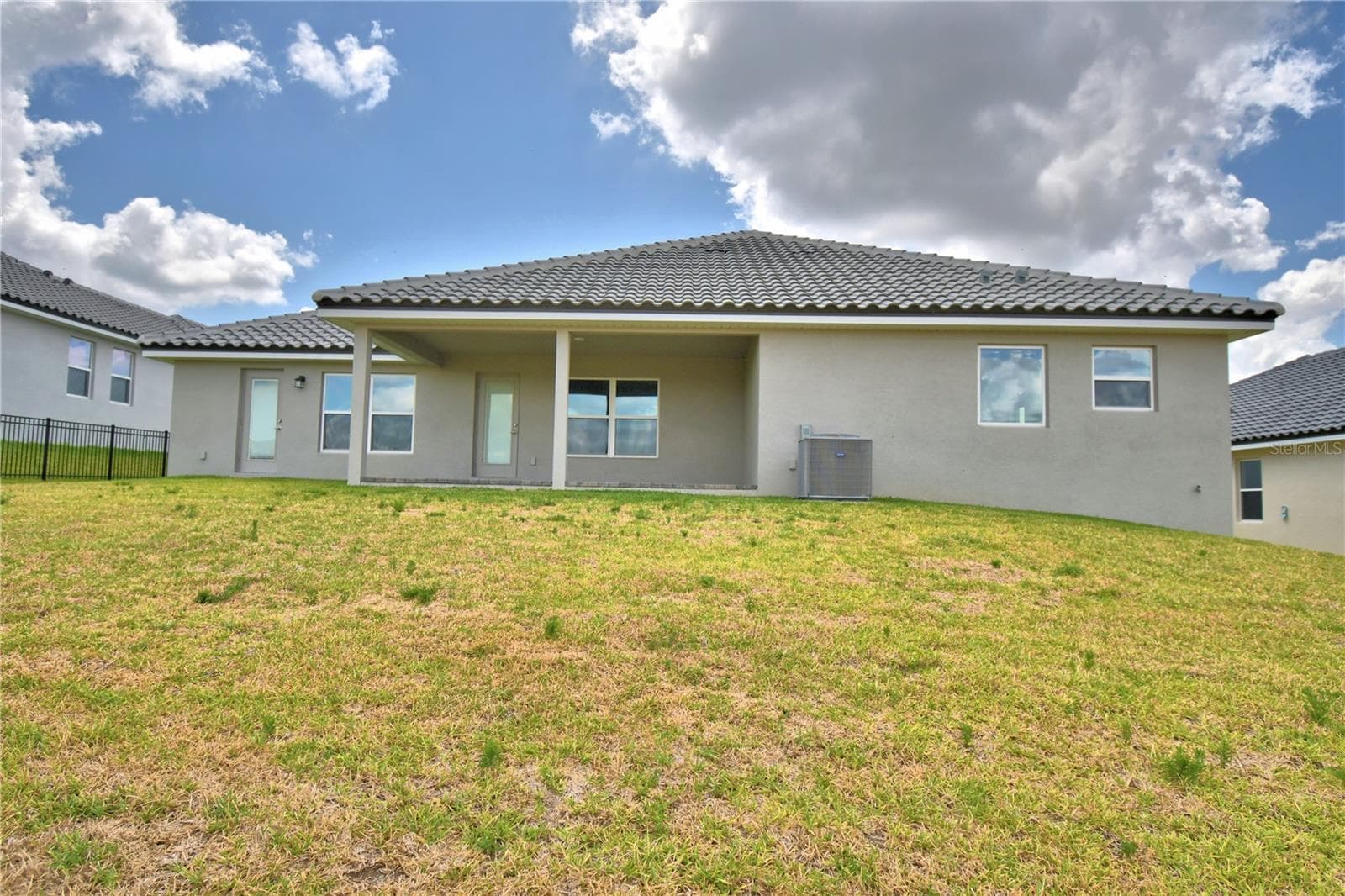 4270 Juliana Lake Dr photo 5