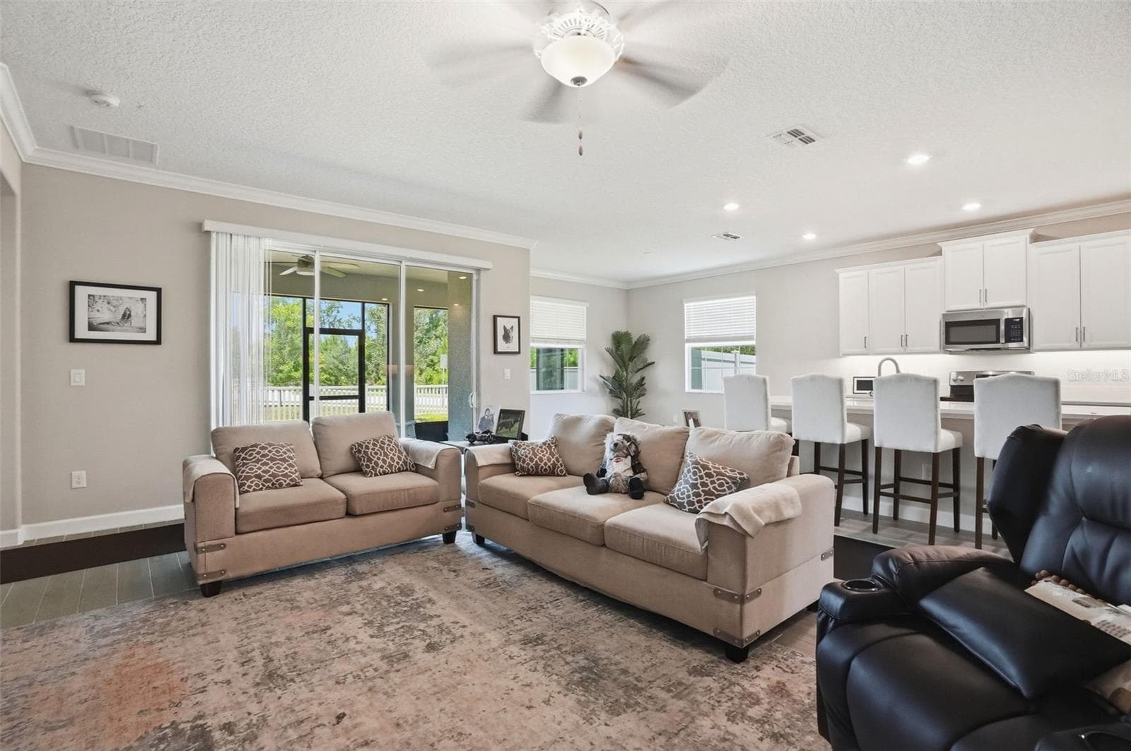 17135 Shell Bay Dr photo 4