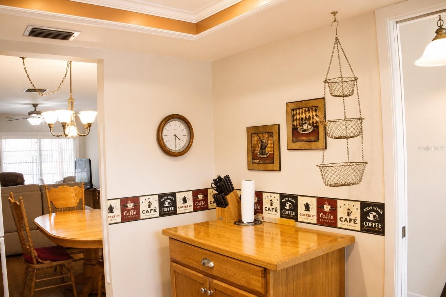 1662 S Lake Ave #6 photo 5