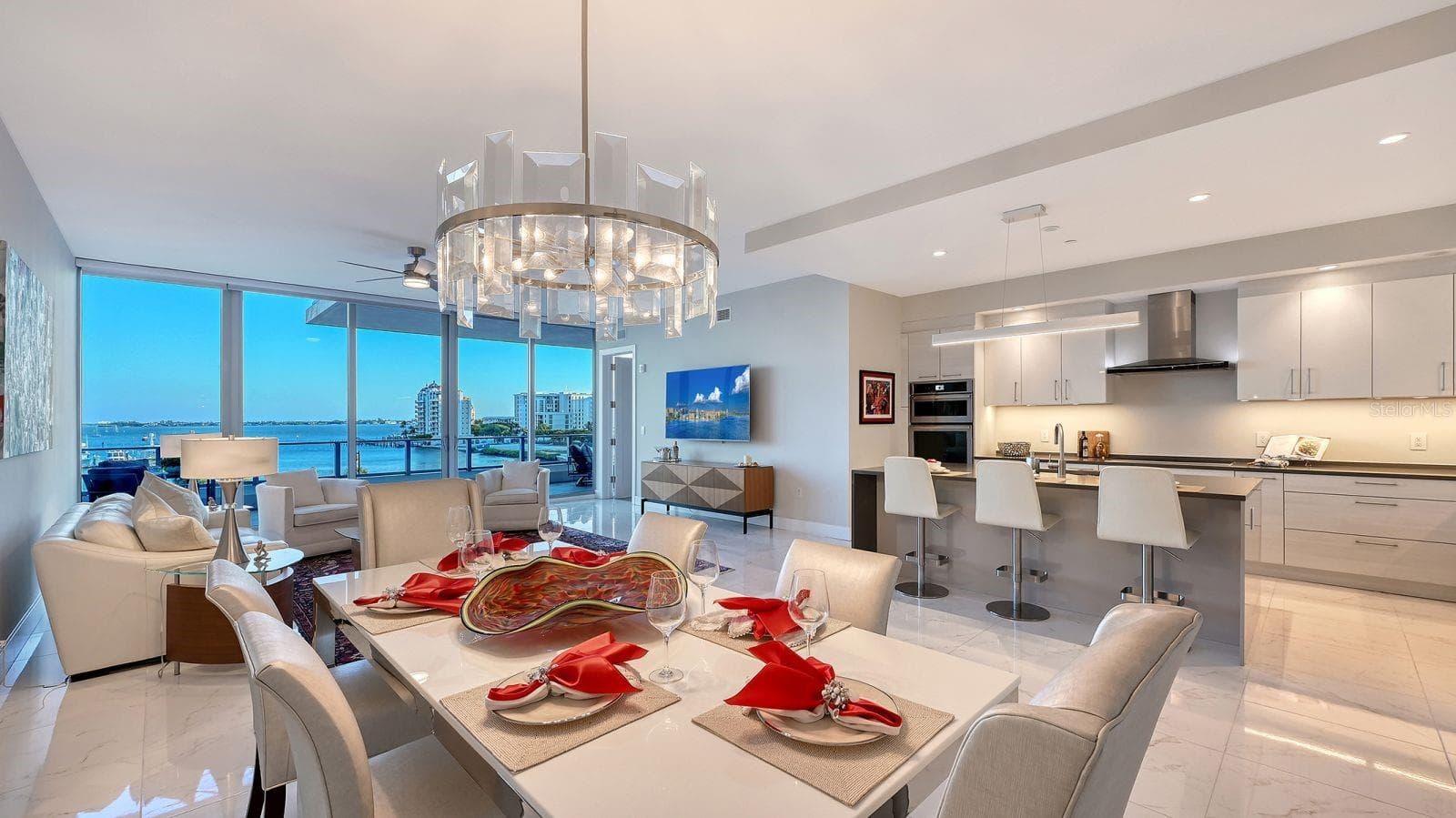 1155 N Gulfstream Ave #401 photo 3