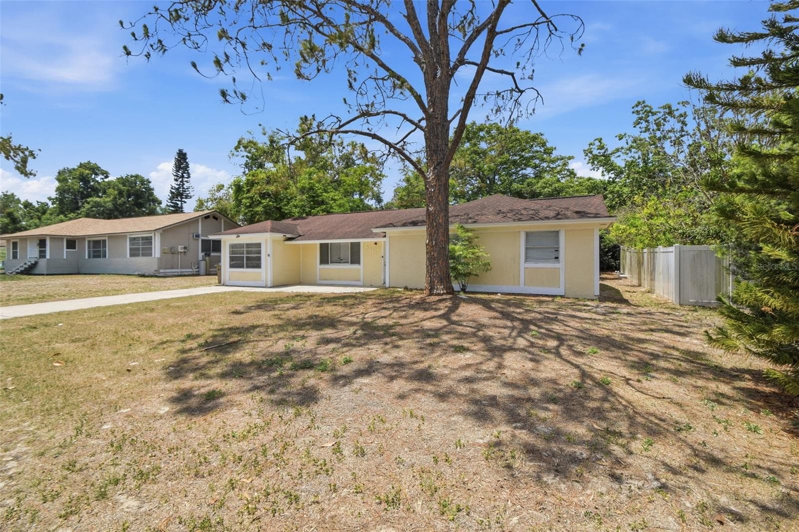 8412 Renald Blvd photo 3