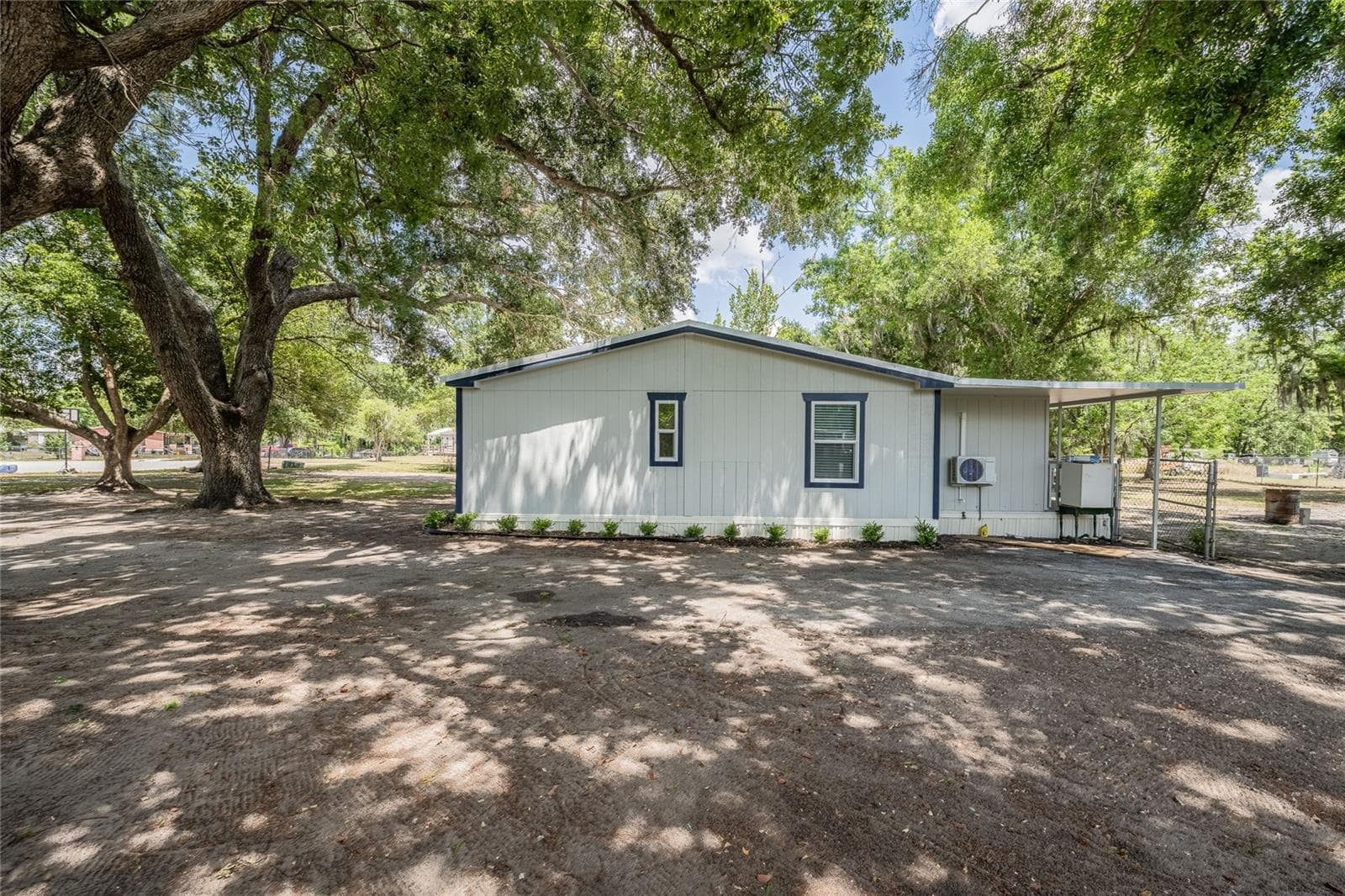 5220 Spring Creek Dr photo 4