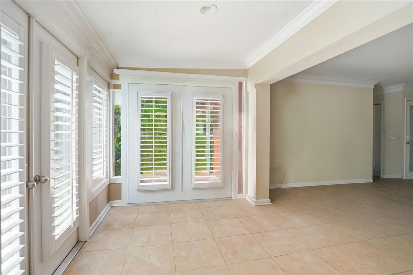 10002 Domingo Dr photo 5