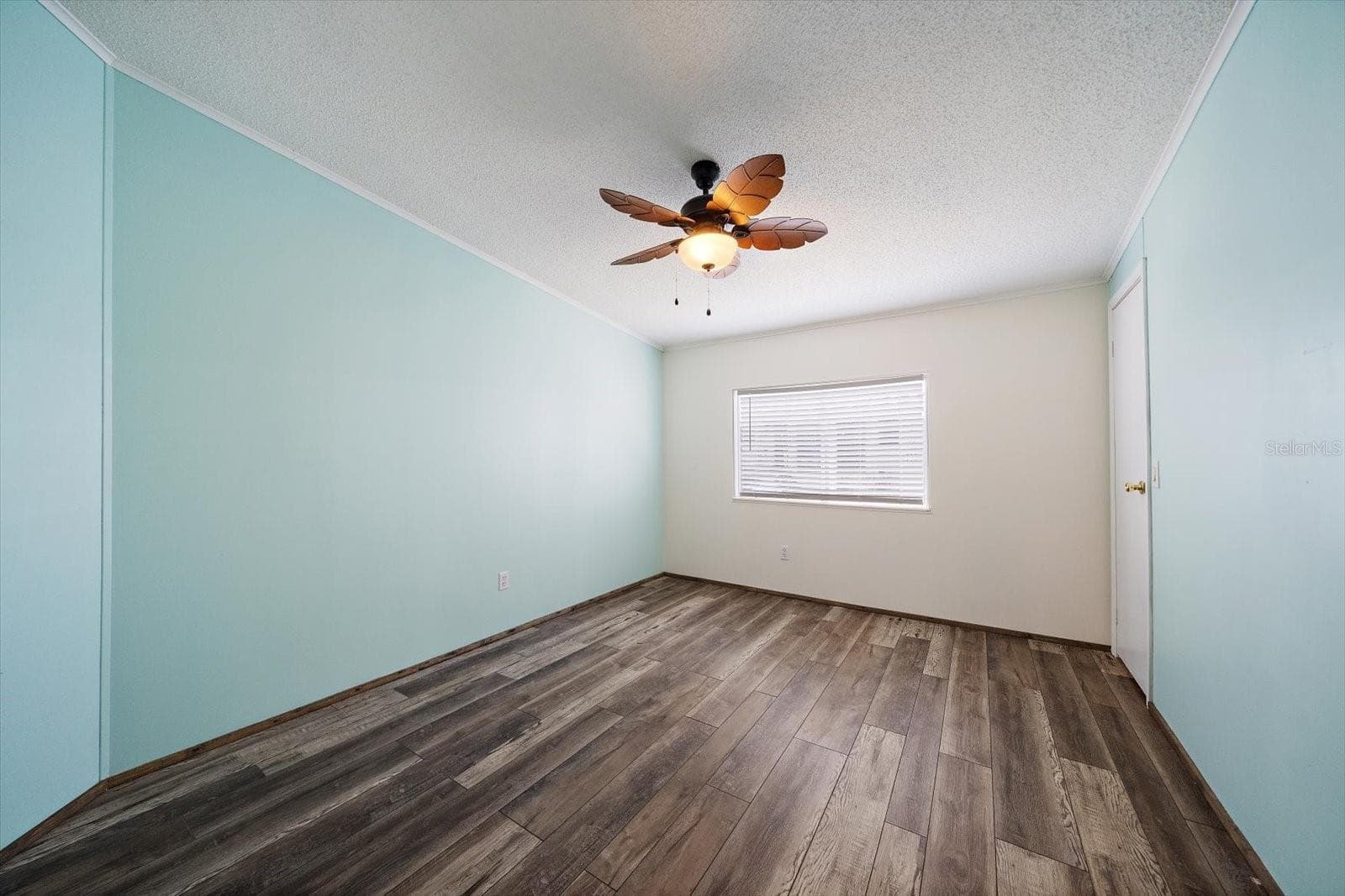 8102 Marie Ln photo 4
