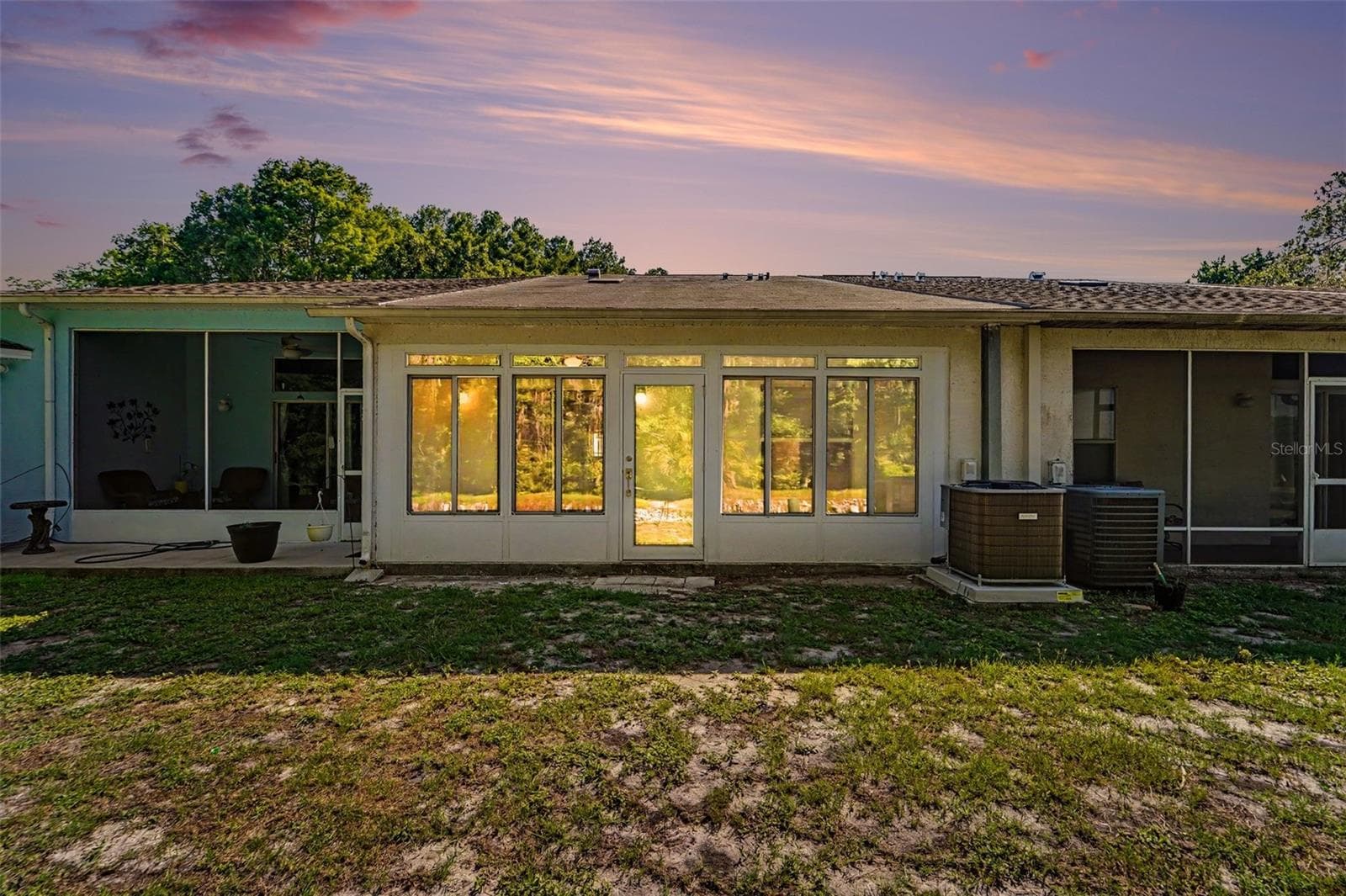 12514 Hollybrook Ln photo 3