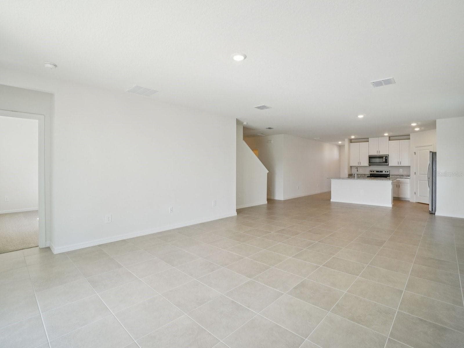 1696 Coolridge Pl photo 3