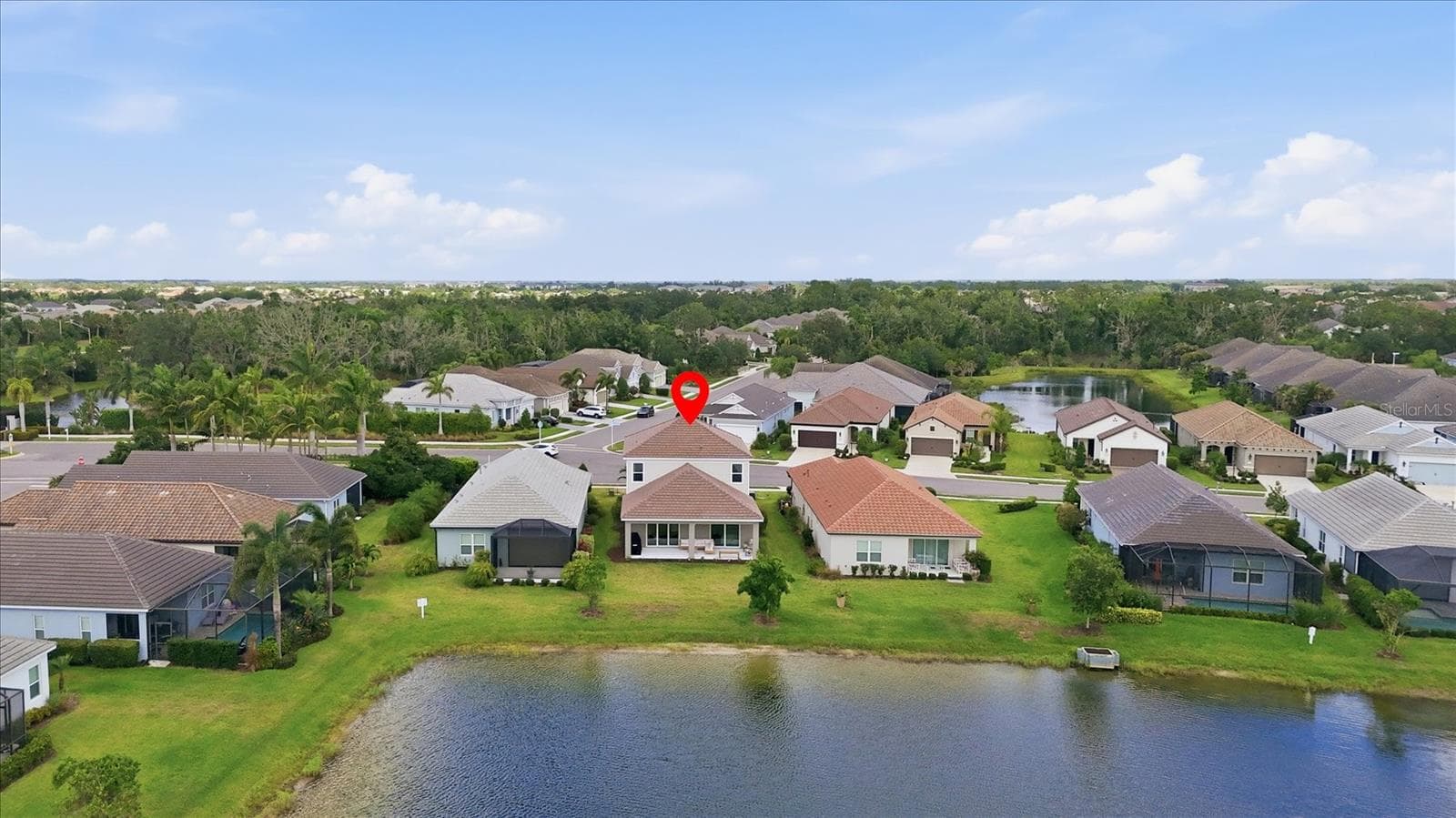 12708 Aquamarine Ave photo 4