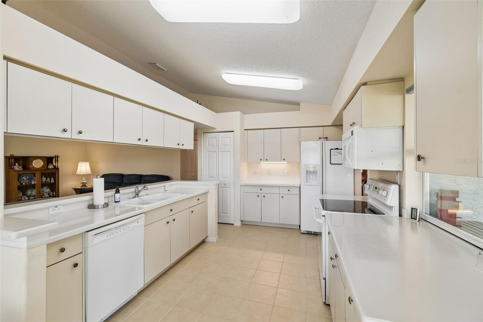 18508 Grand Club Dr photo 3