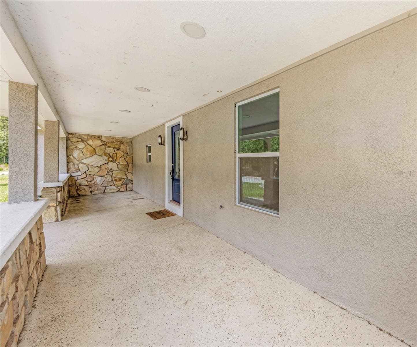 9224 Elza St photo 3