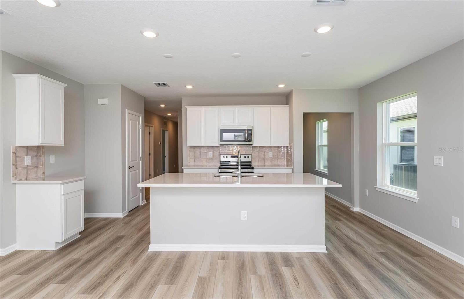 3831 Benham Rise Rd photo 3